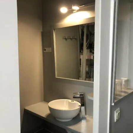L'escapade Otel *